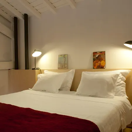 Miguel Torga Vintage Lofts Apartment